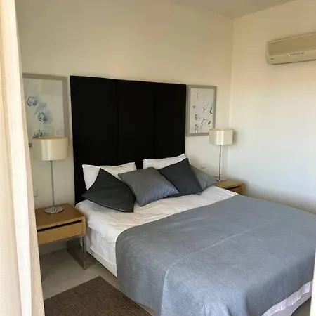 2 Bedroom Golf Апартаменты *
